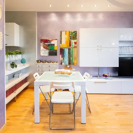 A Modena, Comodo A Tutti I Servizi *